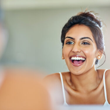 Knowing what to expect during the smile makeover process can help you feel more prepared and excited about the changes ahead.